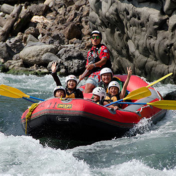 富士川ラフティング