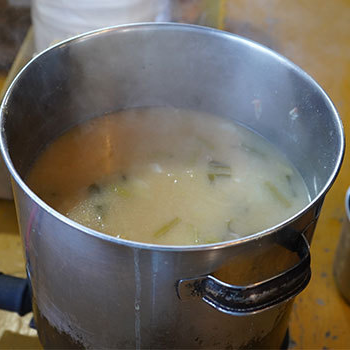 キンメのあら汁無料サービス